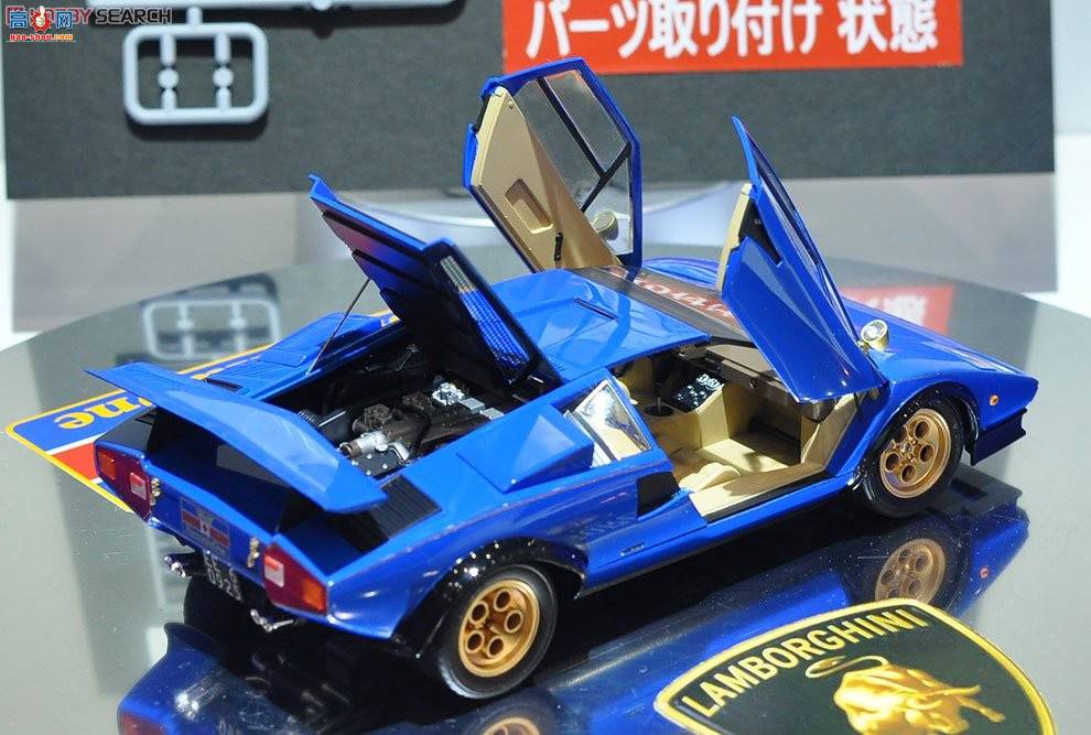 ൺ ܳ 05 050330 Countach 2