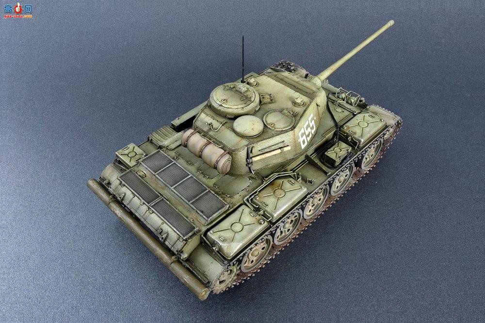 MiniArt ̹ 37002 T-44M ̹