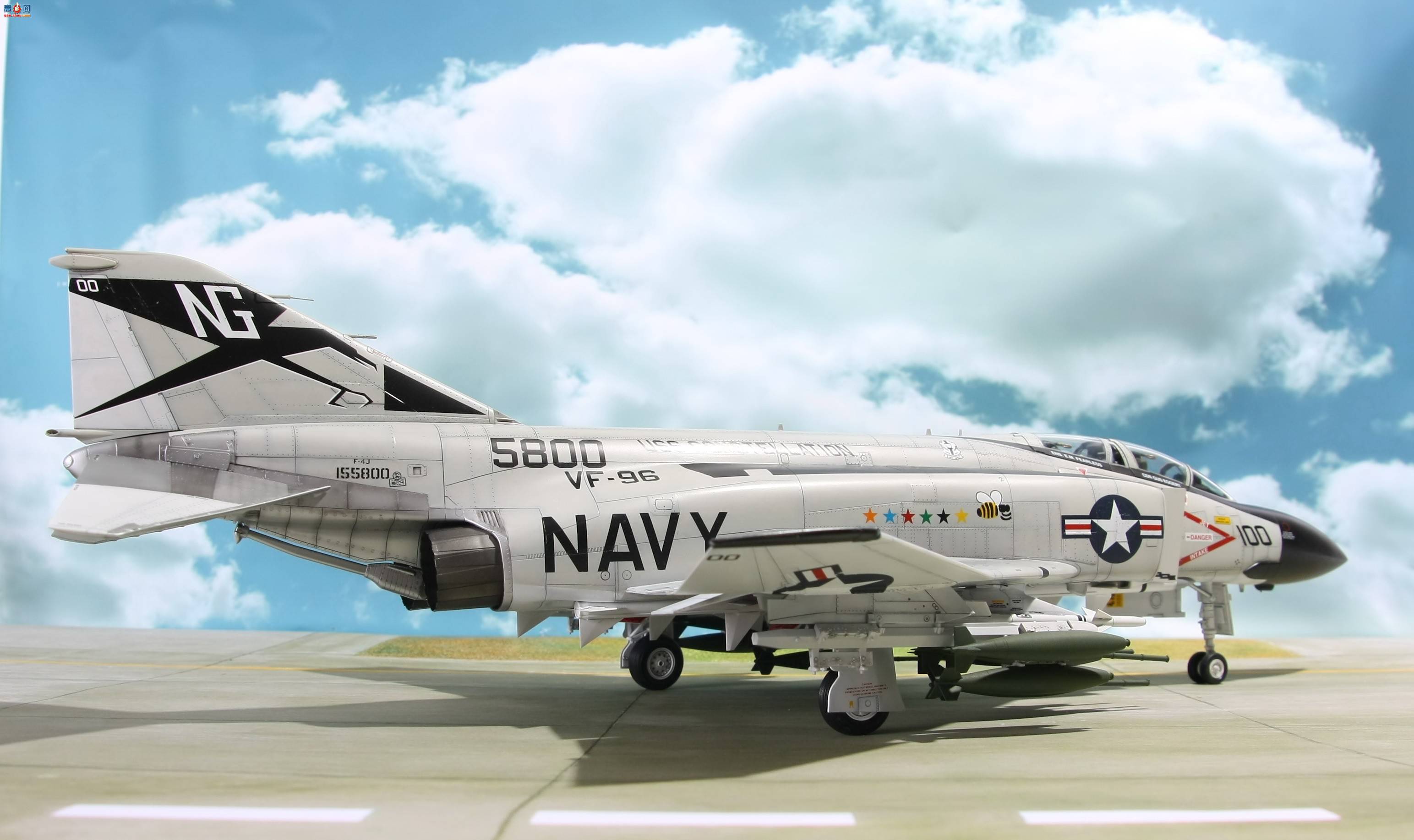 F-4J ս