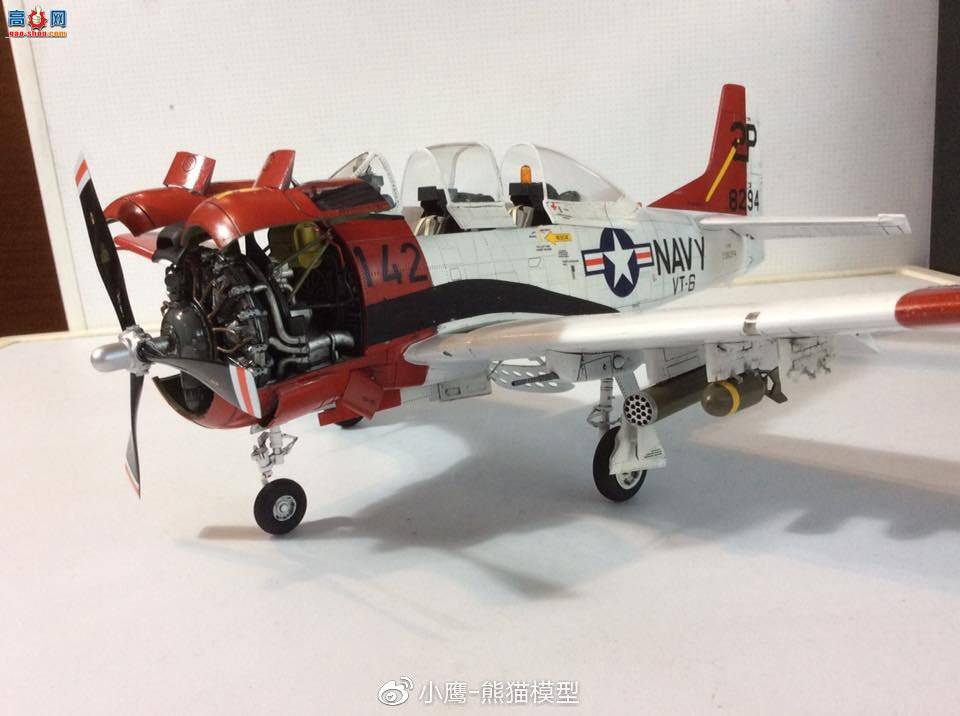 KITTY HAWK 1/32 T-28 BD Trojan