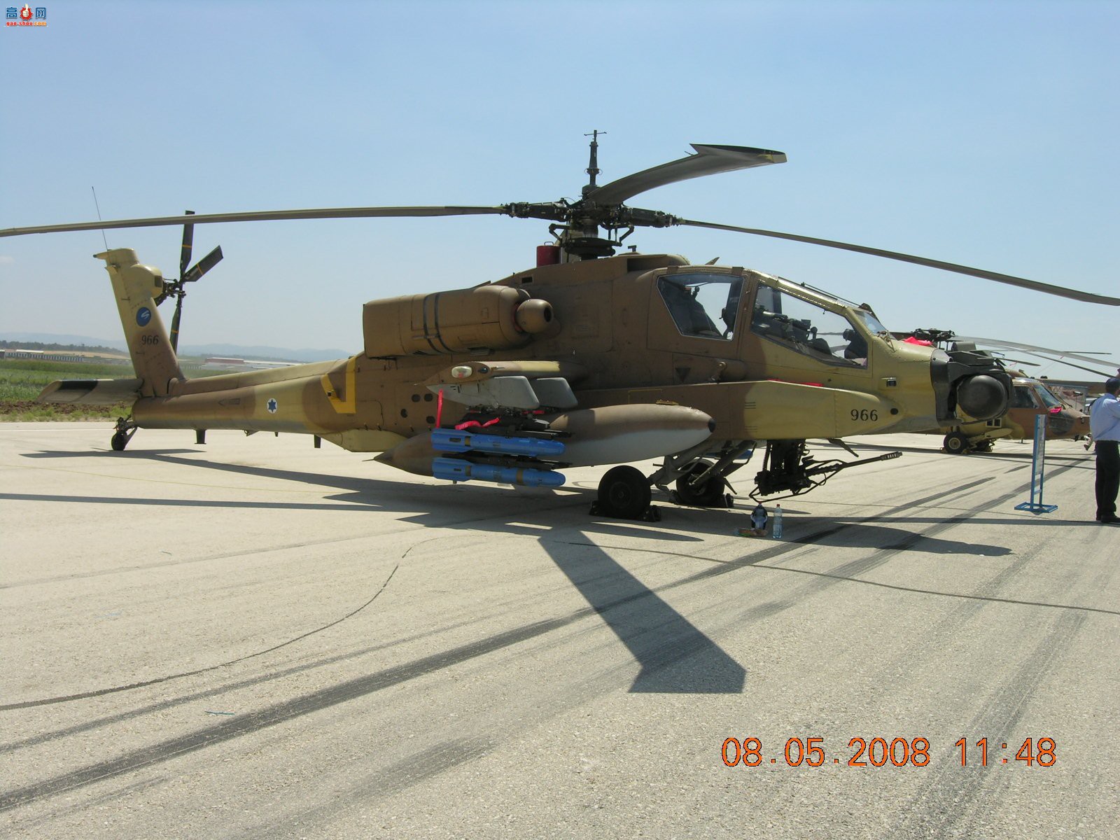  AH-64A (966) װֱ