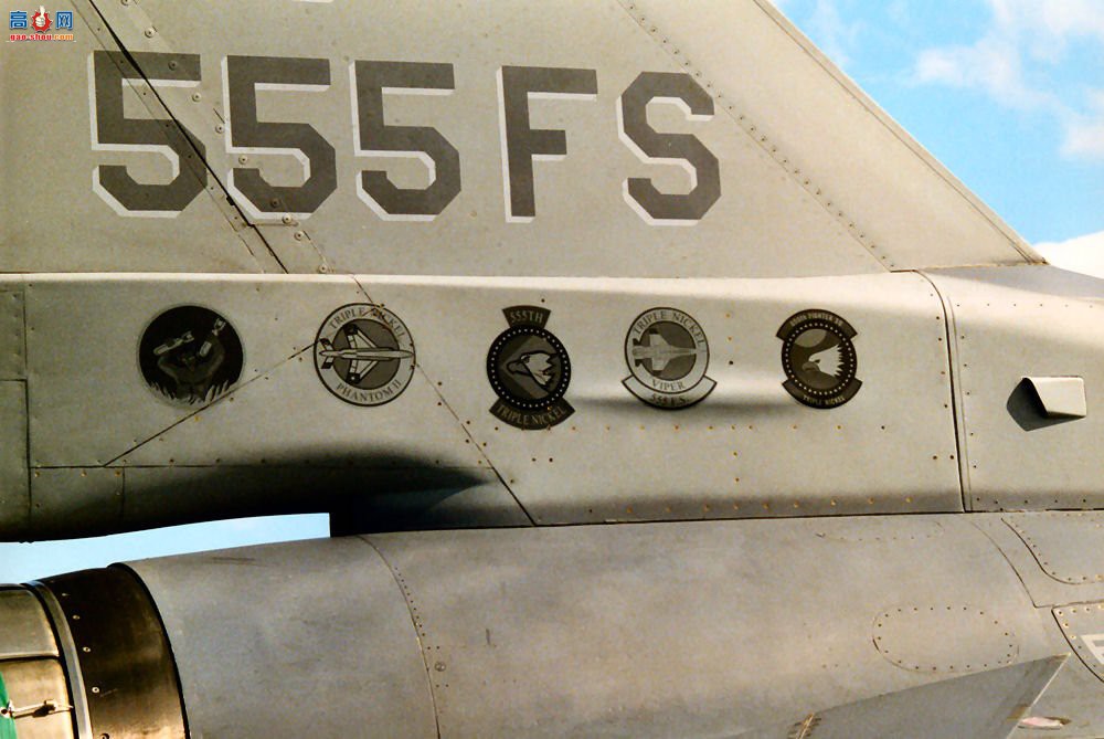  F-16C Block 40E (89-2035)ս