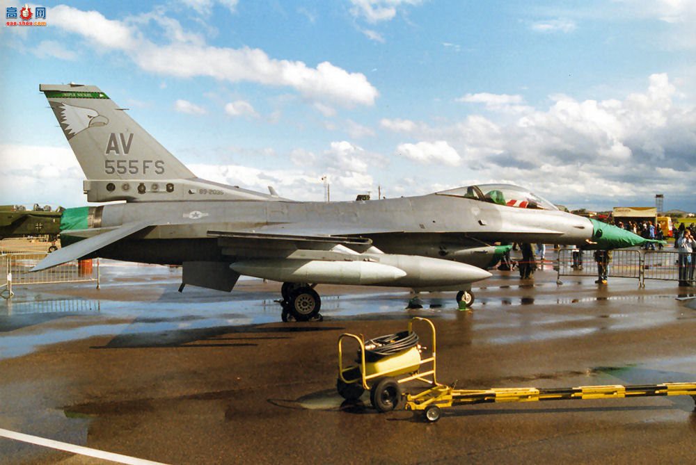  F-16C Block 40E (89-2035)ս