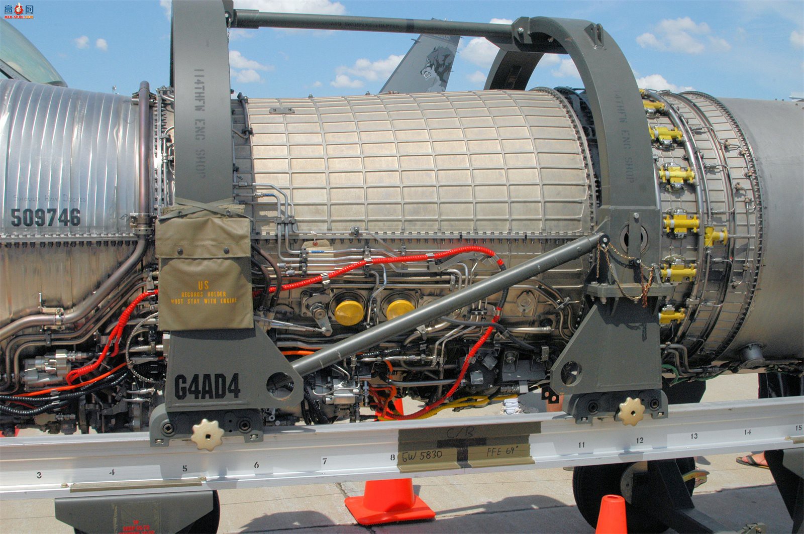  F110-GE-100 (F-16ս)