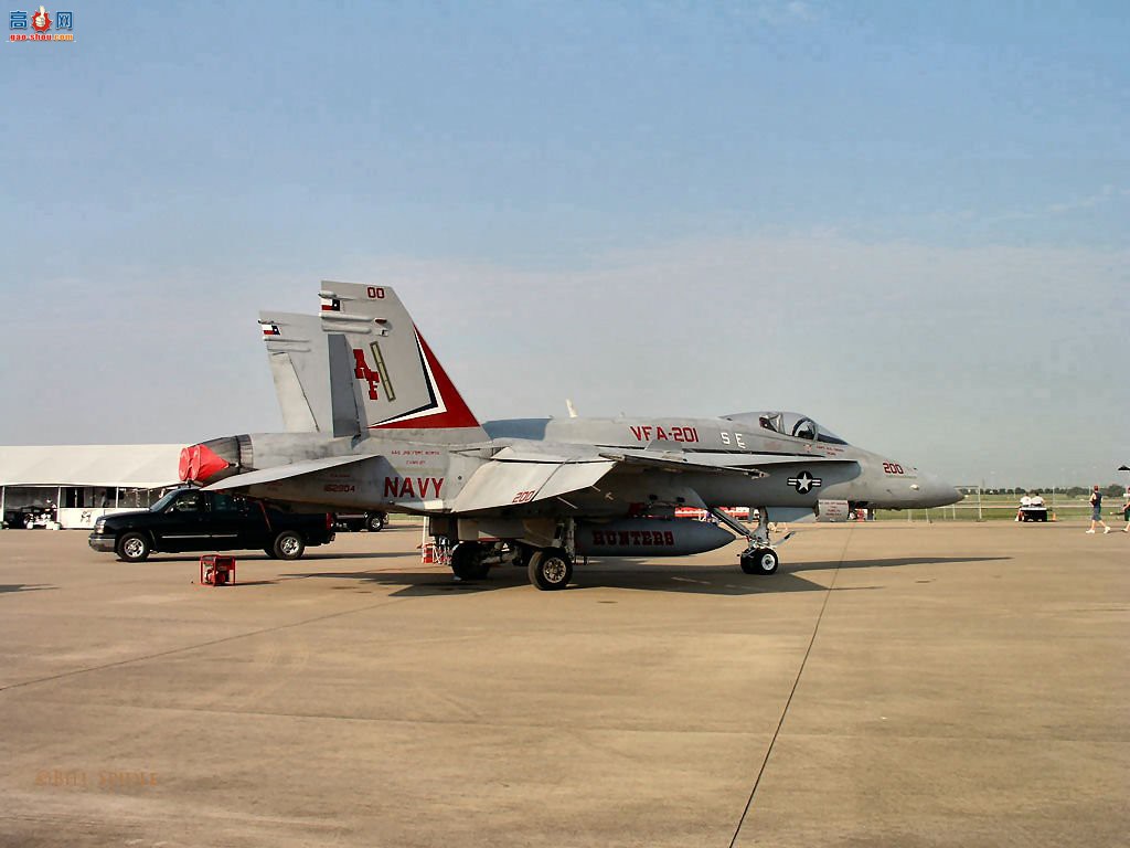  F/A-18A (162904) Ʒս