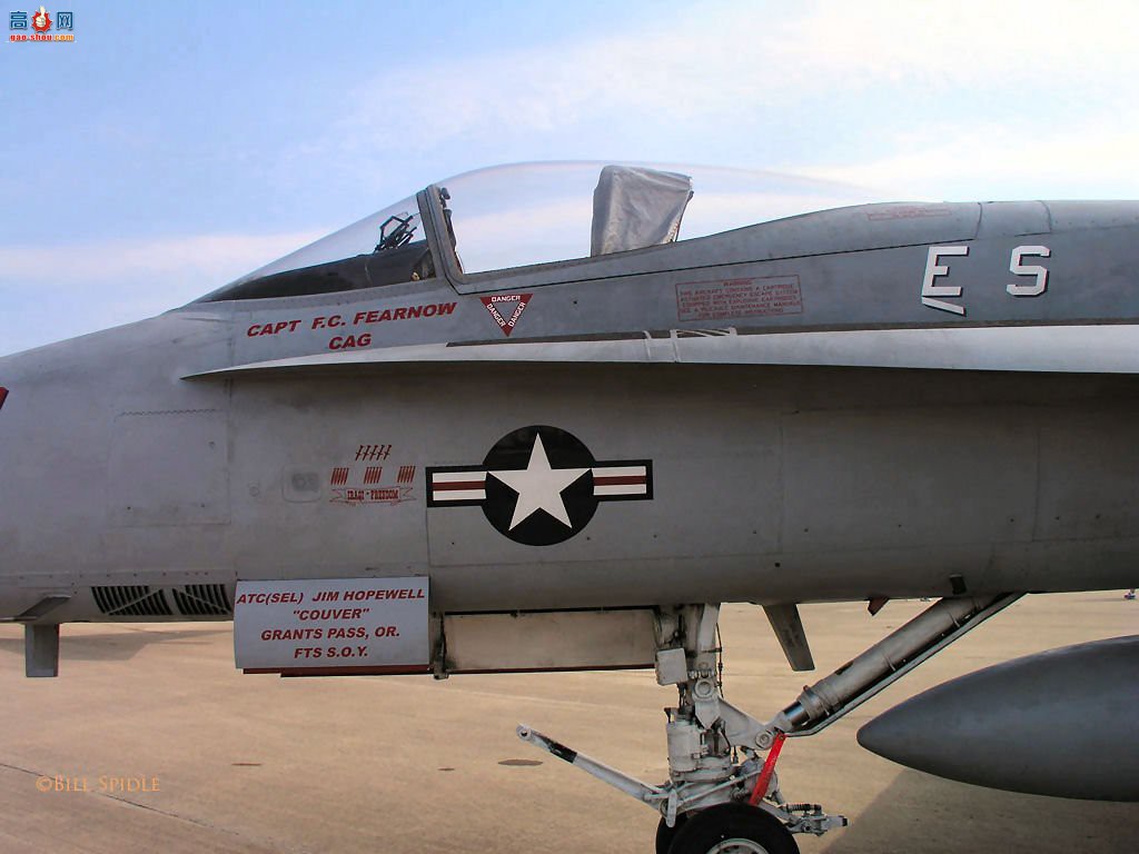  F/A-18A (162904) Ʒս