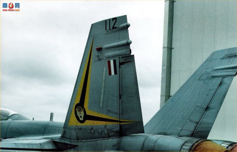  F/A-18B (A21-112)Ʒս