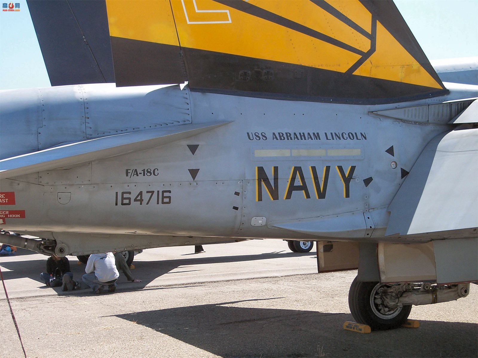  F/A-18C (164716)Ʒս