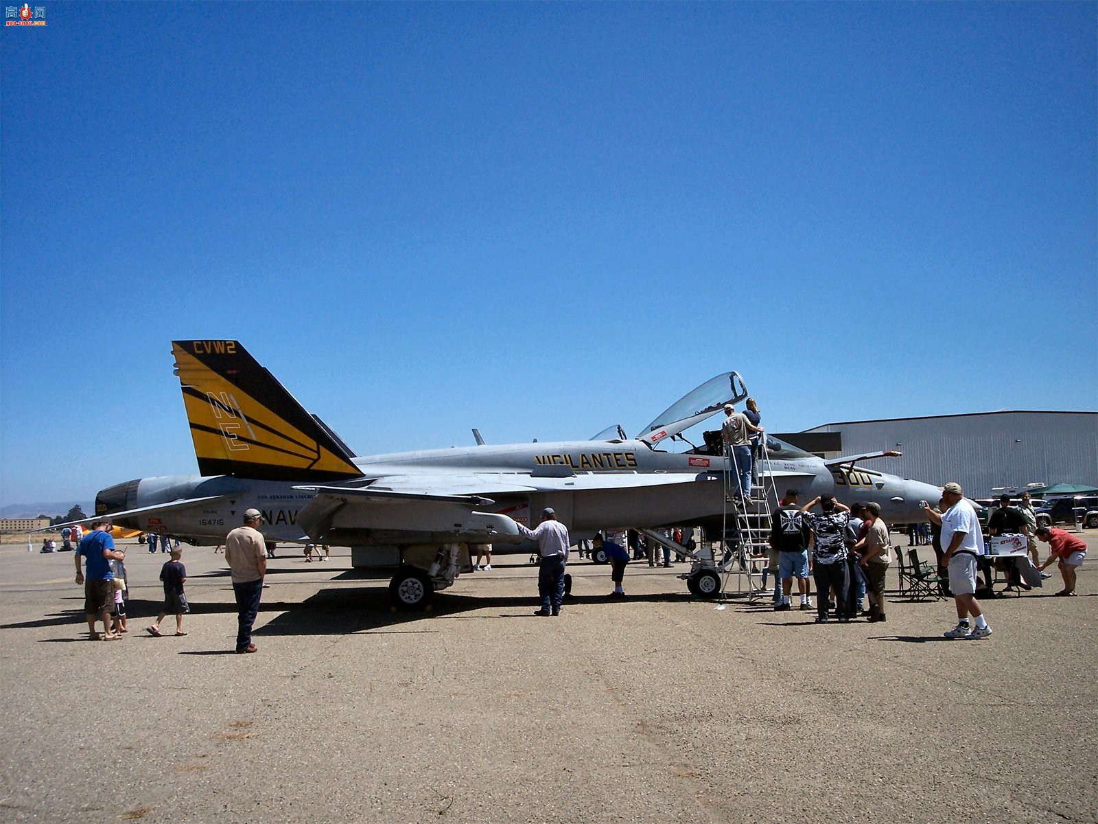  F/A-18C (164716)Ʒս