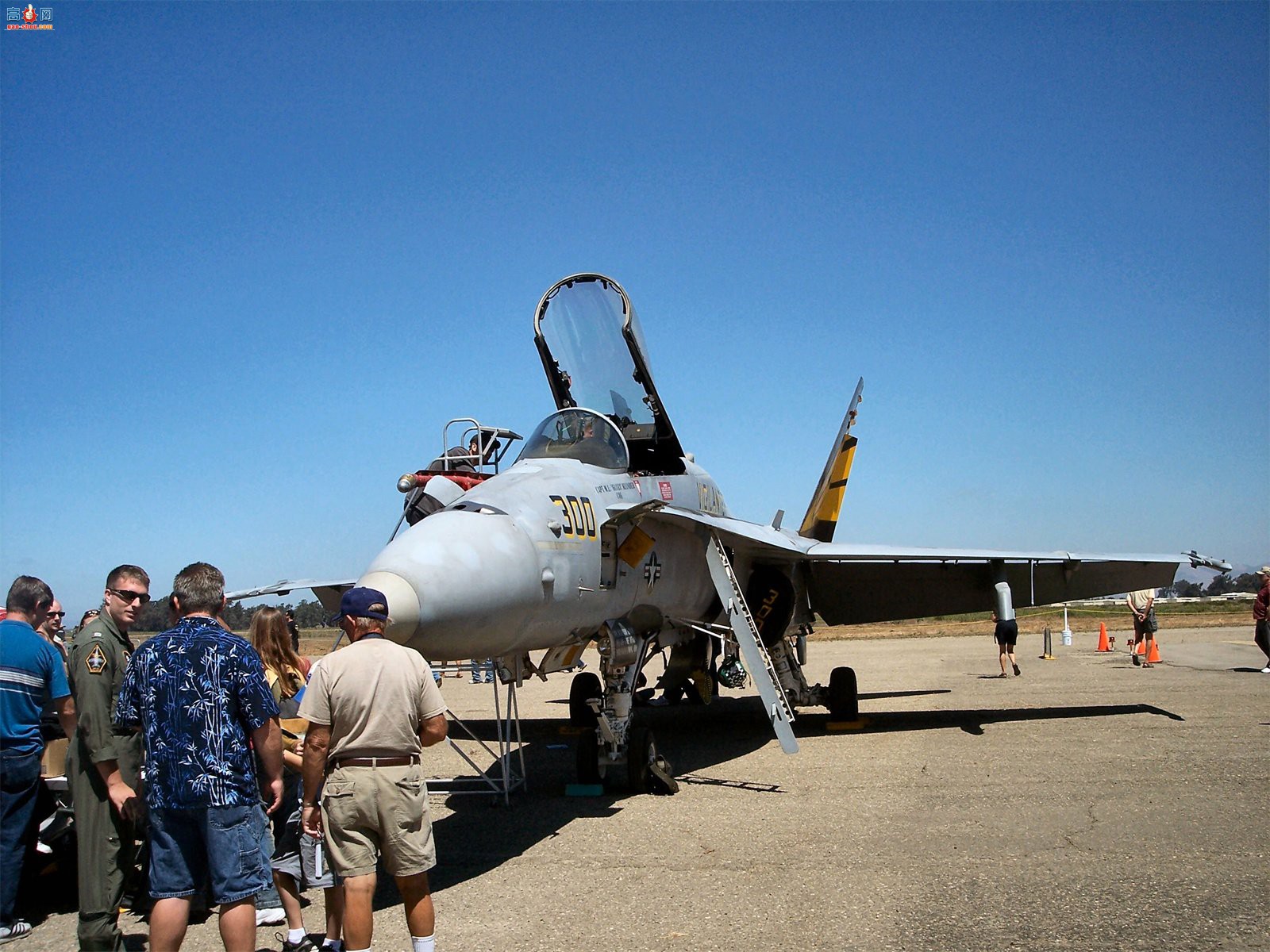  F/A-18C (164716)Ʒս