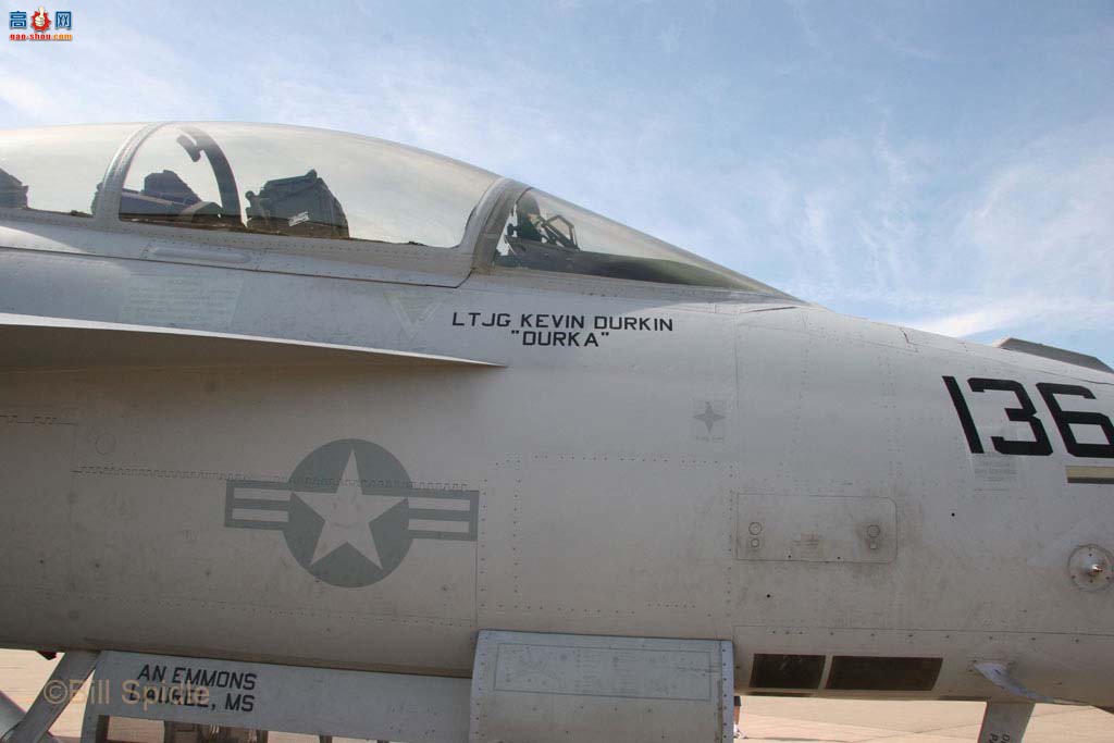  F/A-18F (166453) Ʒս