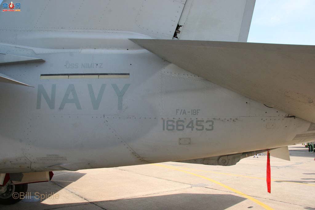  F/A-18F (166453) Ʒս