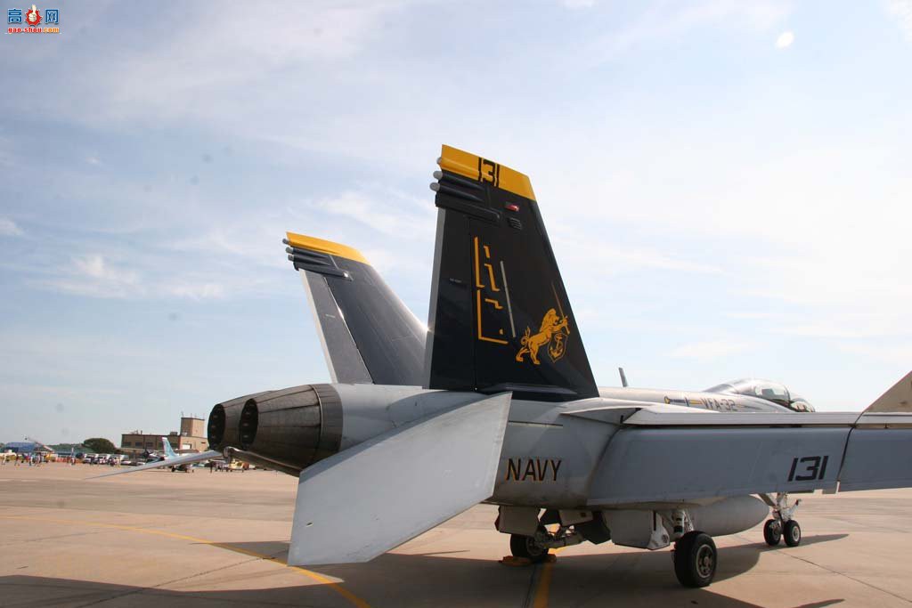  F/A-18F (166661) Ʒս