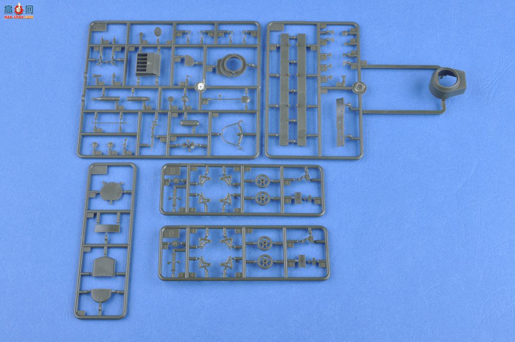 HobbyBoss ̹ 83818 T-37ˮ½̹