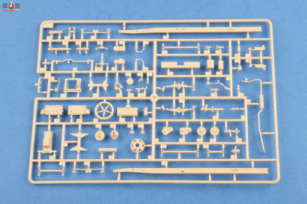 HobbyBoss  83833 GMC CCKW-352ػǹ