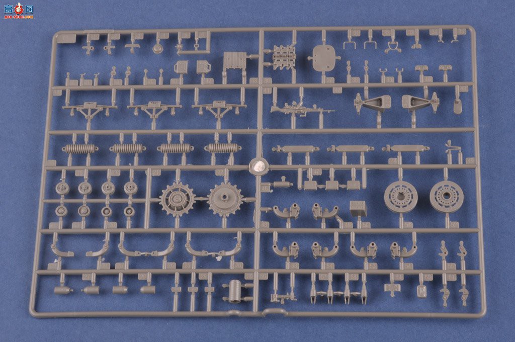 HobbyBoss 84547 以色列国防军PUMA战斗工程车-