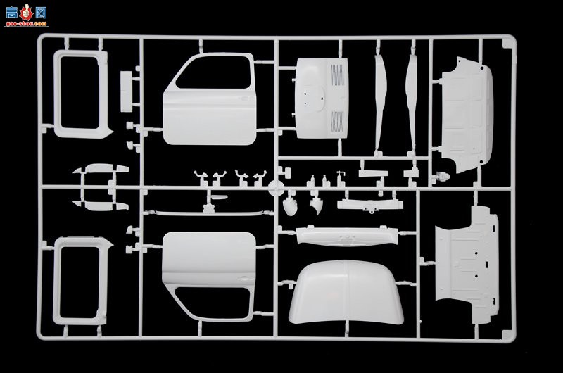  ITALERI  4705  ˹ 695SS/Asset Corsa-