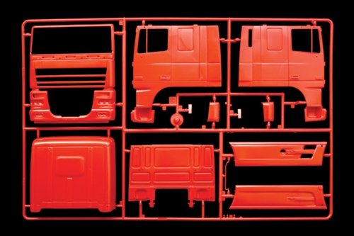 意大利 ITALERI 卡车 3855 DAF XF105 太空驾驶室-
