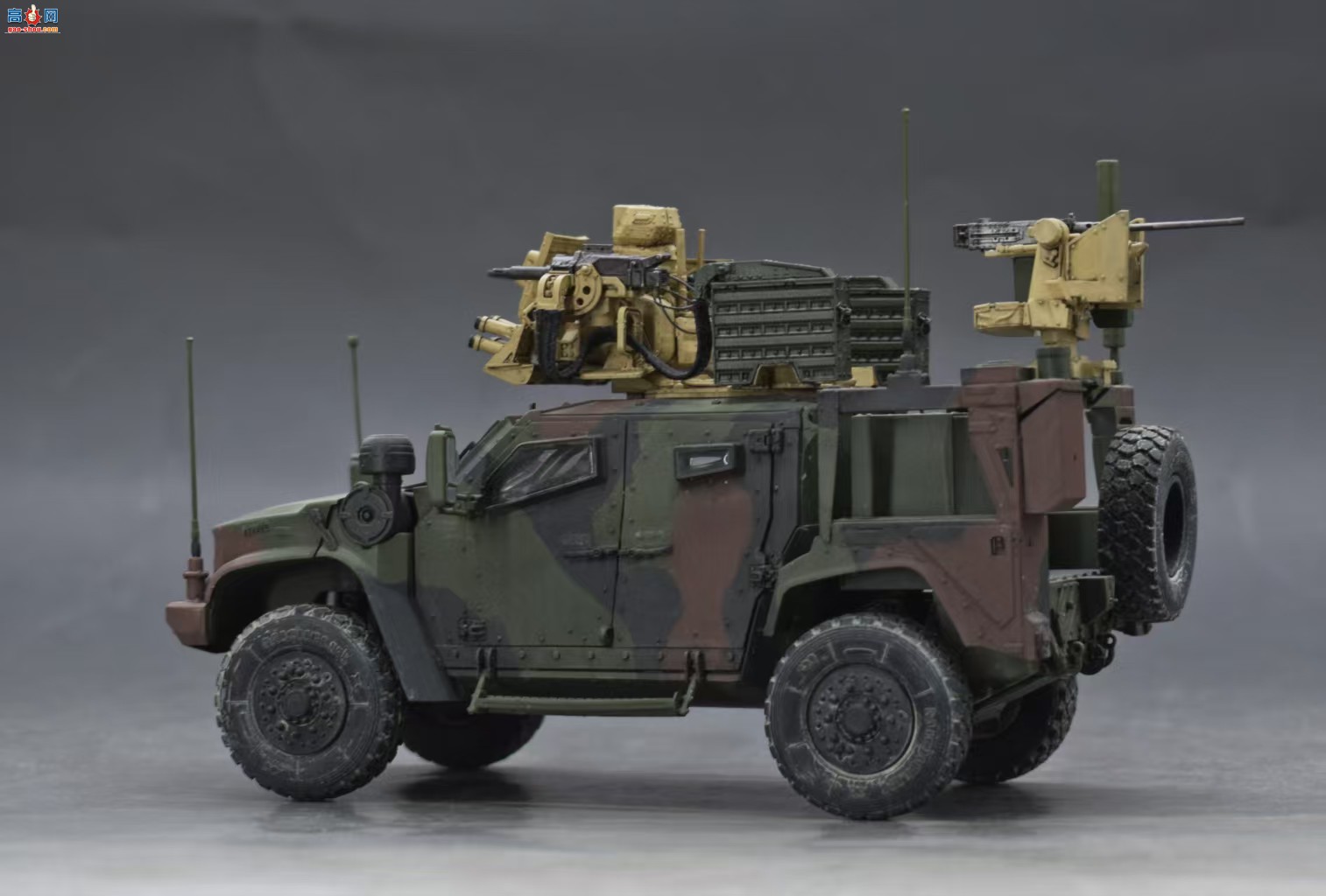 ����������Ʒ | ɥʬ�ս��� 1/35 С����M1278װ�׳�����������վ