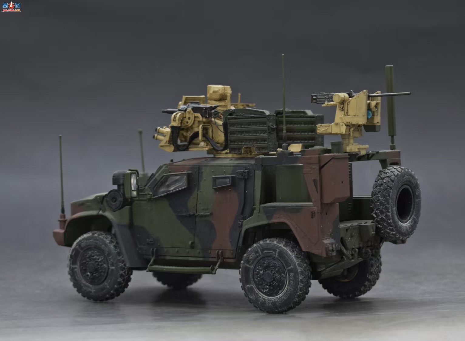 ����������Ʒ | ɥʬ�ս��� 1/35 С����M1278װ�׳�����������վ
