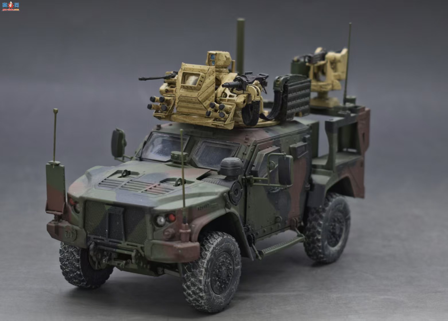 ����������Ʒ | ɥʬ�ս��� 1/35 С����M1278װ�׳�����������վ